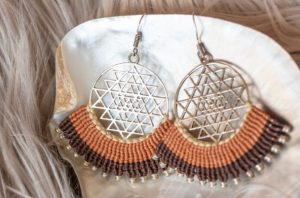 Matching the earrings with the skin color