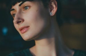 Weight of the earrings