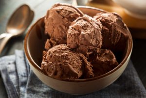 Cake with Chocolate Truffle Cream