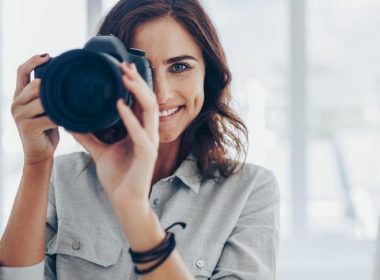 5 Simple Poses for the Best Professional Headshots