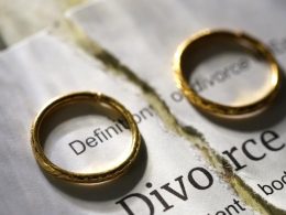 How is a Divorce Settlement Decided