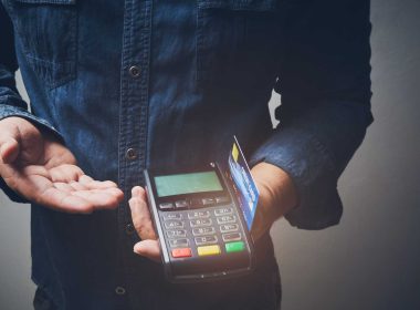 Best Countertop Card Machine for UK Small Businesses