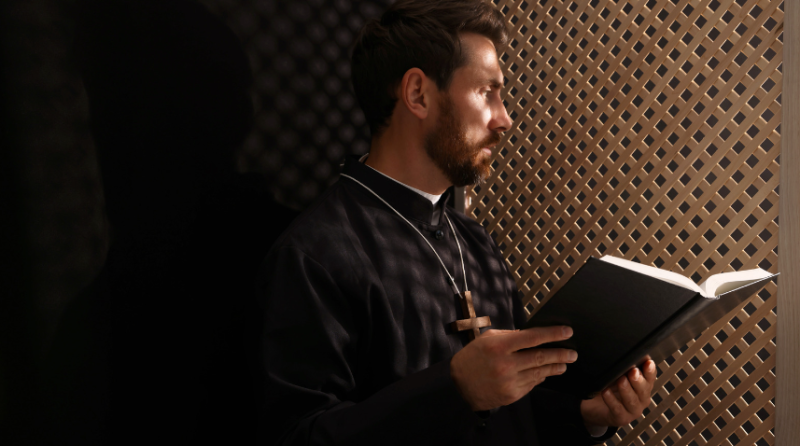 how to become a reverend