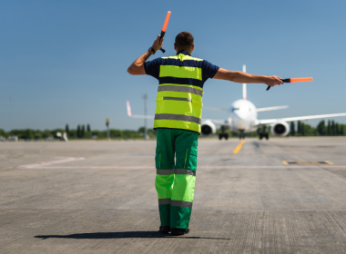 how to become air traffic controller