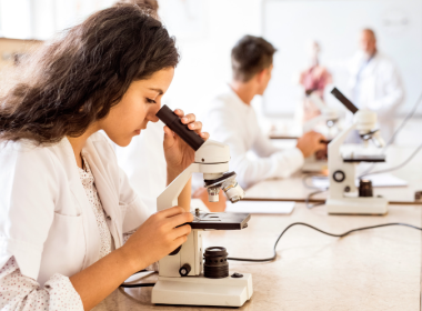 what jobs can you get with a chemistry degree