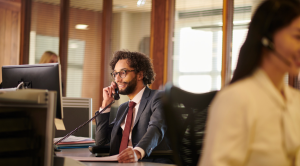 How to Become a Paralegal