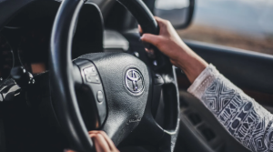 Tips on Driving in a Roundabout Safely