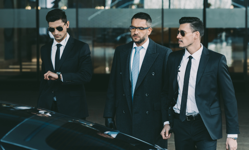 how to become a bodyguard