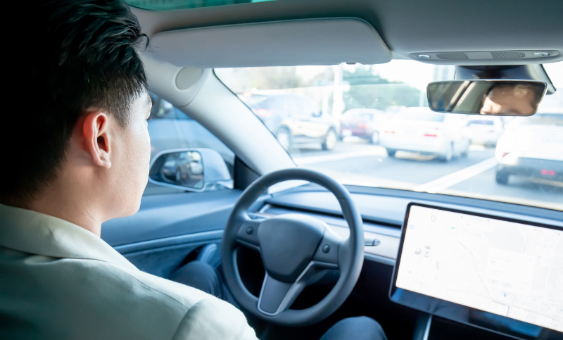 how to drive an automatic car