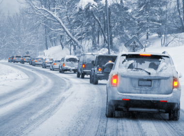 how to drive in snow