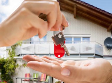 how much deposit do i need to buy a house