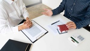 Benefits of Purchasing an Abandoned House in London