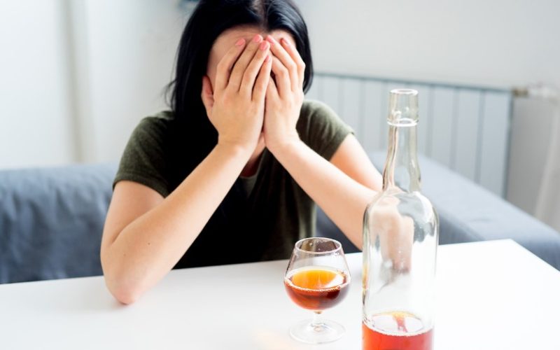 Addressing Stigmas and Embracing Recovery In The Growing Trend of Women Seeking Treatment for Alcohol Addiction