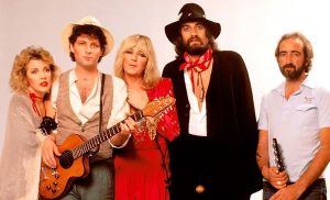 How Did the Personal Relationships Within Fleetwood Mac Shape Rumours?