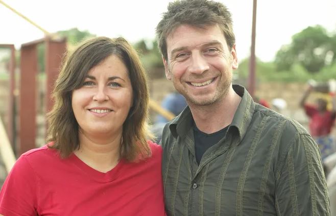 Is Liza Tarbuck in a Relationship?