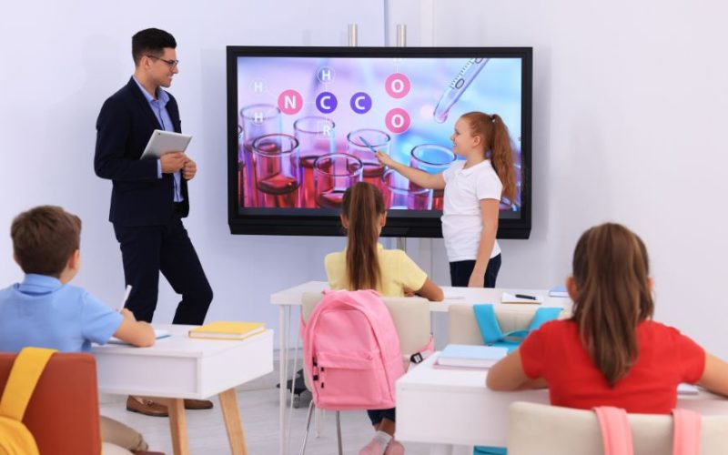 The Advantages of Advanced Wi-Fi Solutions for Schools