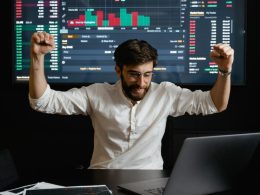 Creating a Balanced Trading Strategy for Immediate and Future Success