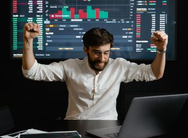 Creating a Balanced Trading Strategy for Immediate and Future Success