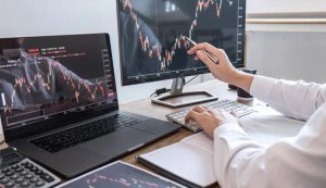 How Can You Create a Balanced Trading Strategy?