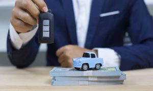 What Are the Steps in the Car Deal Refinancing Process?