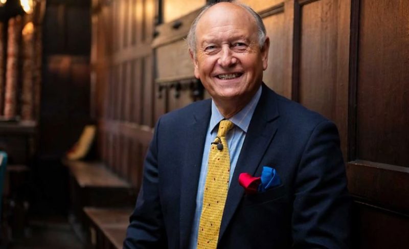 Bargain Hunt Stuart Withers