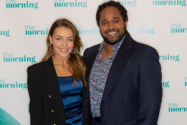 Is Hamza Yassin Married?