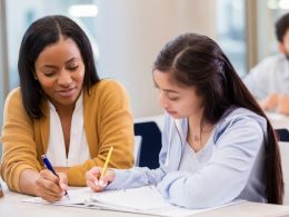 Why Are UK Students Seeking GCSE Physics Help?